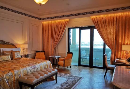 迪拜范思哲酒店帝国套房,迪拜范思哲宫殿酒店图片