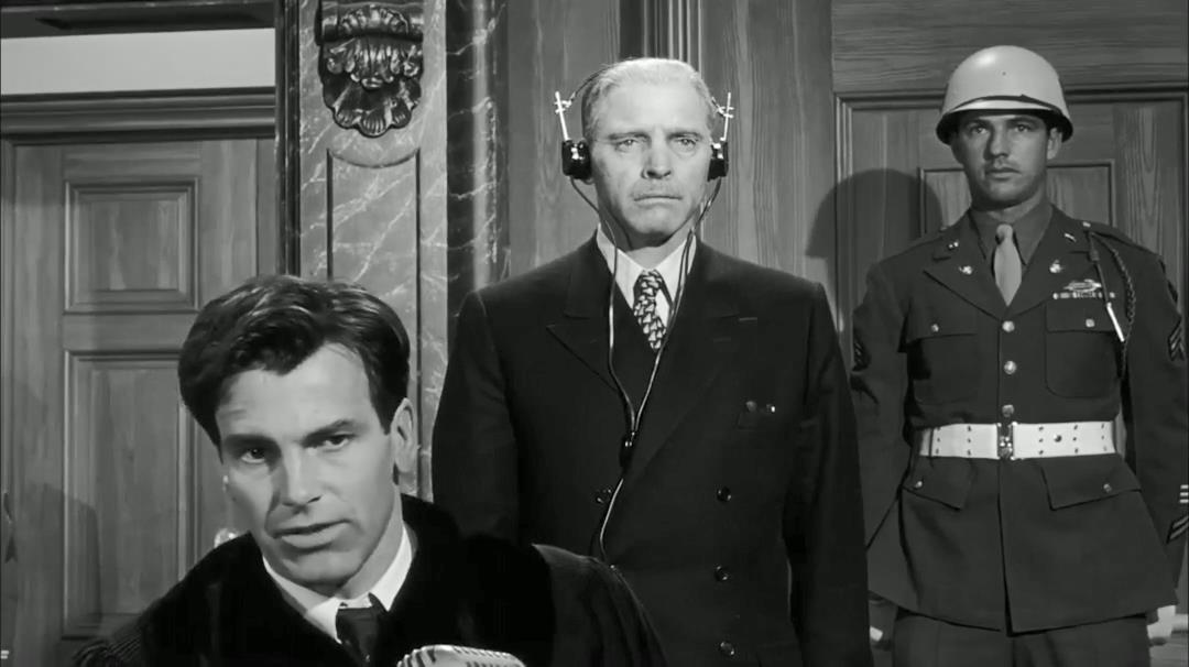 纽伦堡审判纳粹集中营,获奥斯卡奖的经典黑白电影