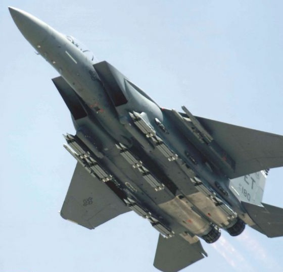 土豪的范儿呢？美军捡沙特的“破烂儿”，曾经买一个咖啡杯花8千