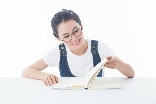 跟同事关系不好怎么相处,不会说话不会和同事相处怎么办