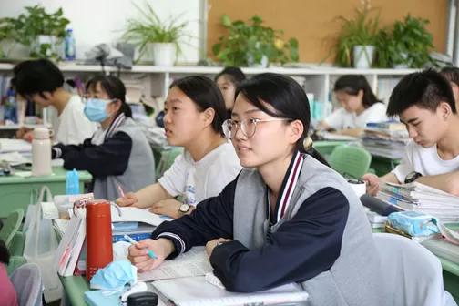 共赴一场心灵之约,山东省潍坊第四中学信心筑梦