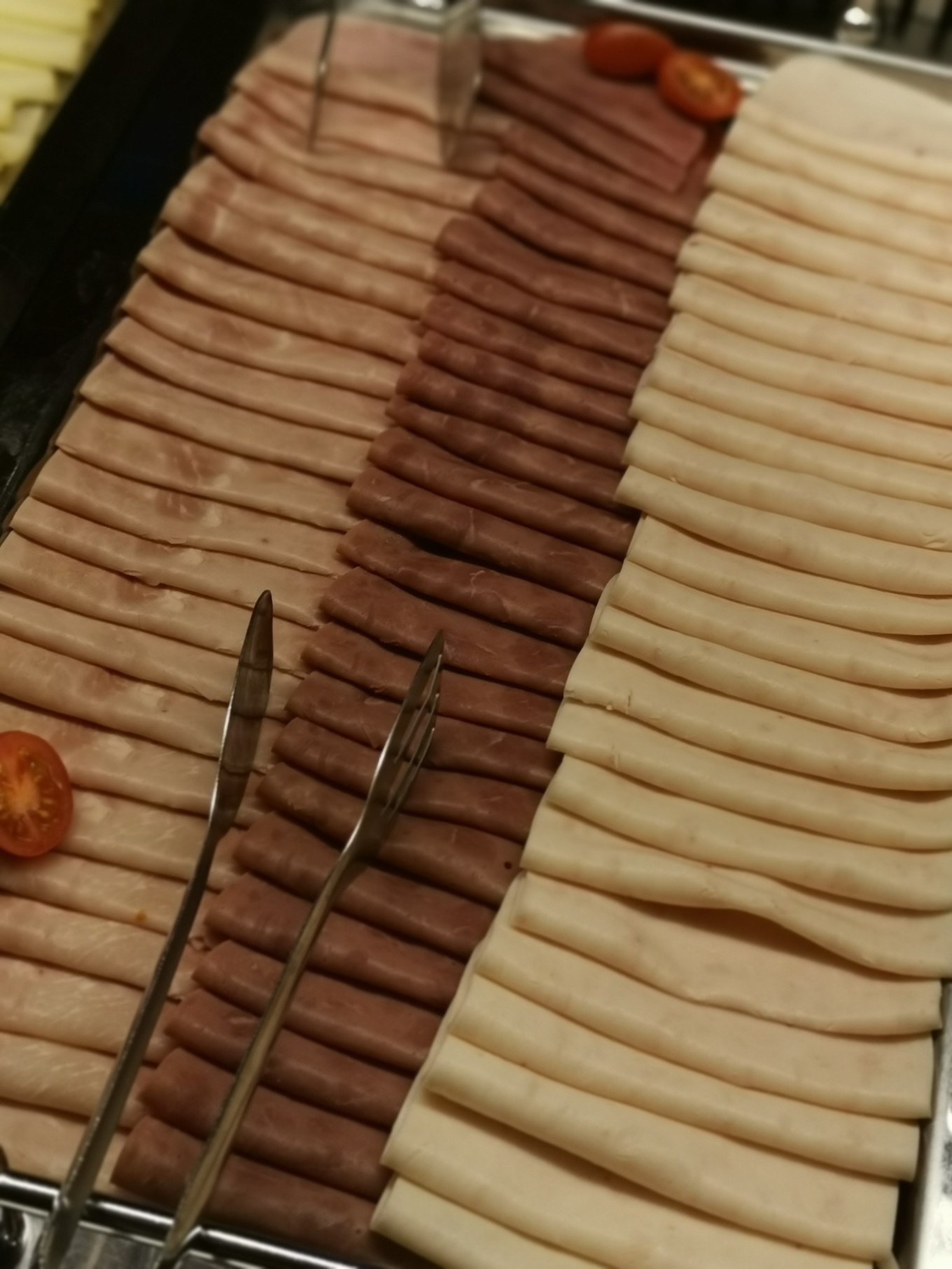 中欧旅游攻略多瑙河,中欧览秀城美食