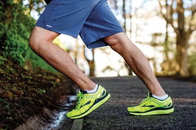 5公里跑后拉伸动作,跑后拉伸详细教程