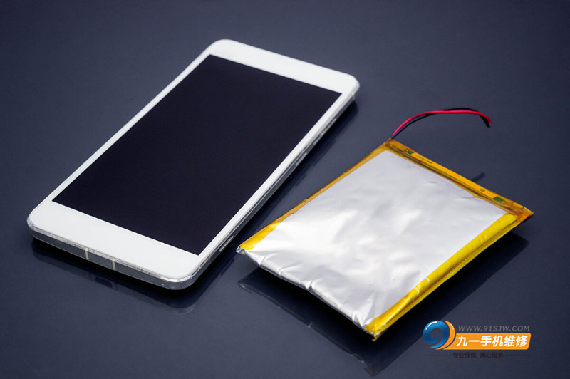 苹果6s进水维修多少钱,苹果11进水了维修费用是多少