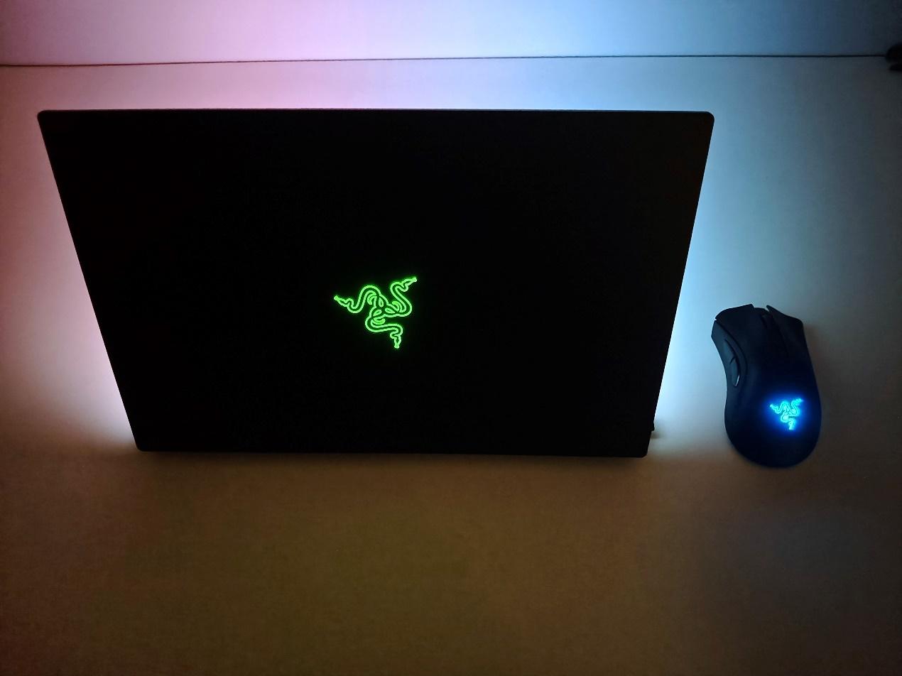 雷蛇灵刃rtx2060游戏测评,雷蛇灵刃18顶配2023款测评