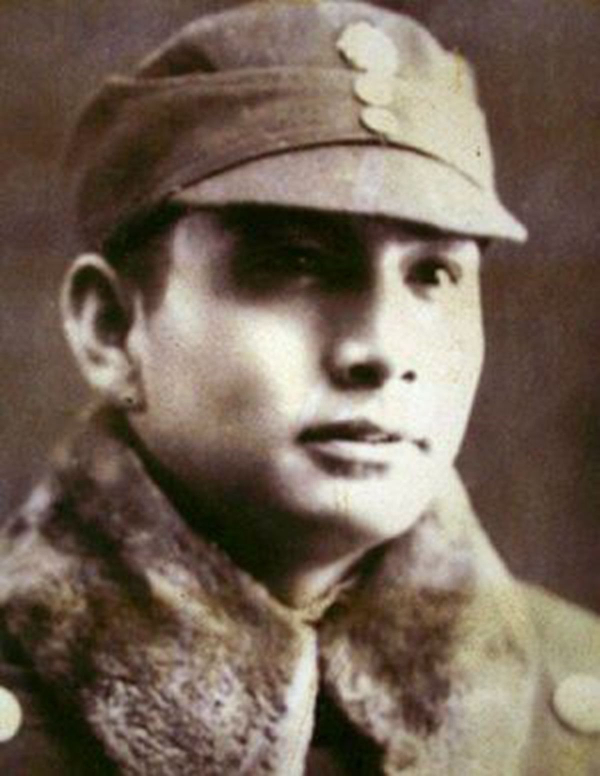 高艳玉：西安名媛，嫁给了有杀妻恶行的张灵甫，却惨遭始乱终弃