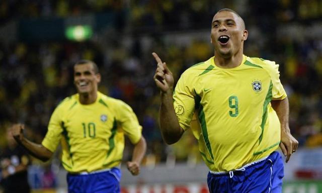 罗纳尔多巅峰时期厉害吗,罗纳尔多拿过几次联赛冠军