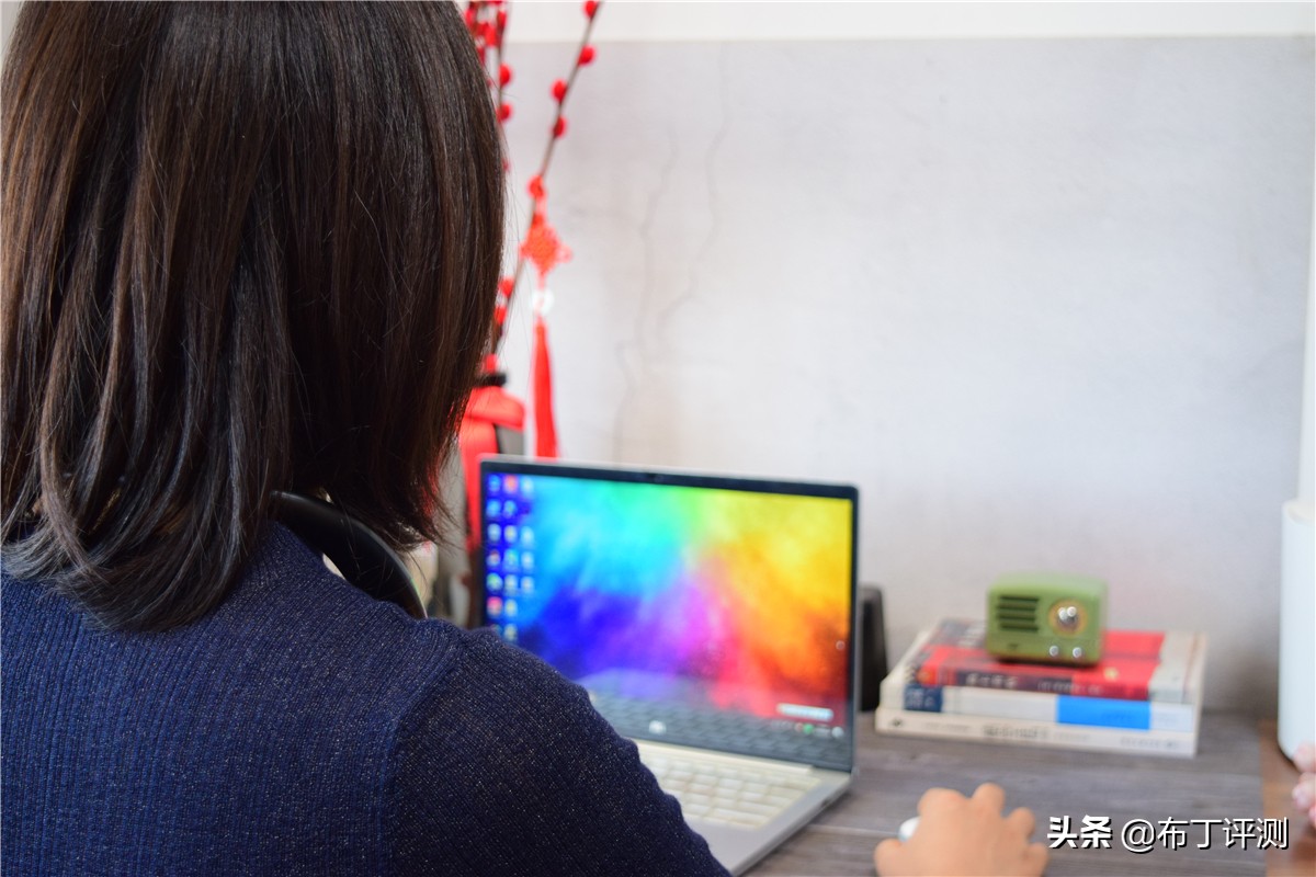 便携式蓝牙音箱能听歌吗,便携式音箱蓝牙音箱带话筒