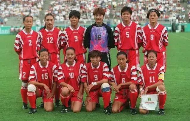 1996-2000中国足球,足球1992