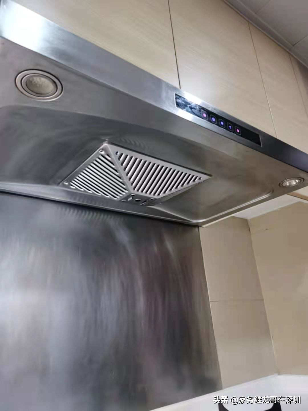 家电清洗入门轻松月入过万,干家电维修一月有10000