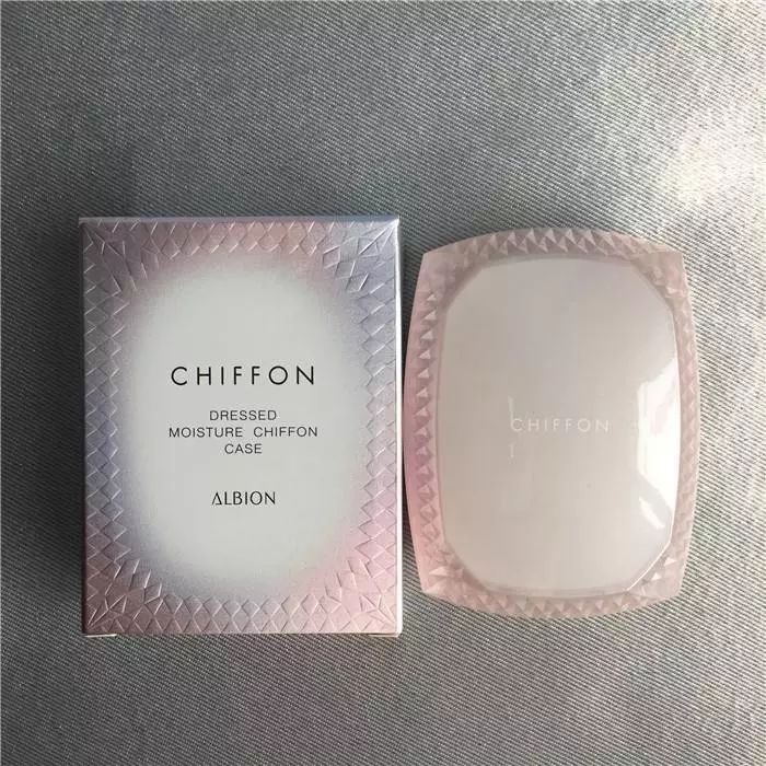 蜜粉和散粉不一样吗,蜜粉散粉粉饼的区别和使用