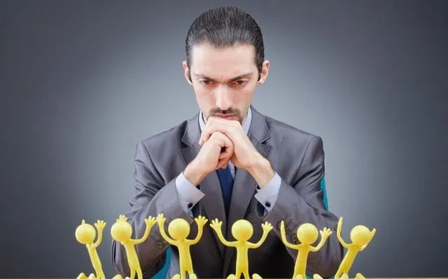 当自己陷入焦虑情绪应该怎么缓解,如何走出焦虑恐惧症