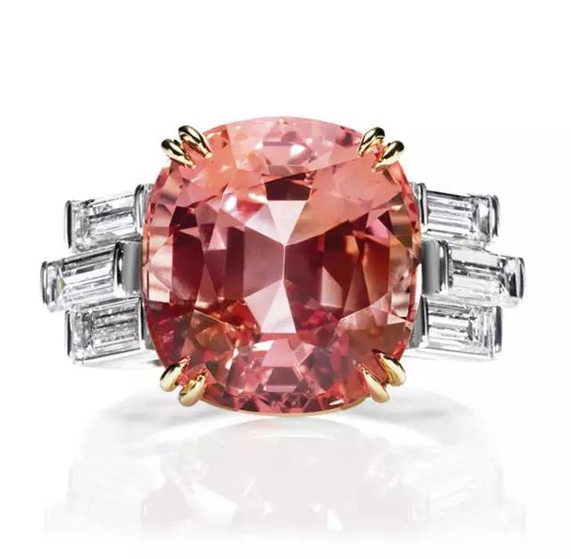 对付女人,没有一件珠宝解决不了的!