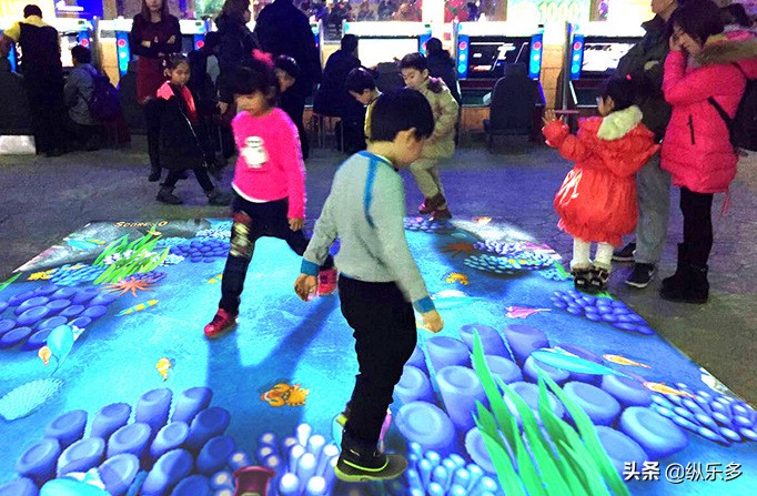 互动投影砸球,互动砸球怎么做到的