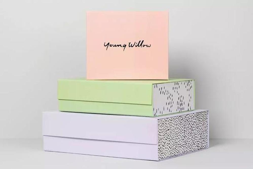 惊艳的礼盒包装设计怎么做,礼盒包装设计高档简单