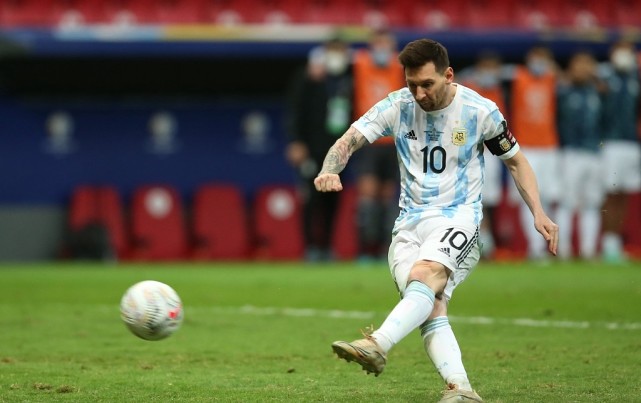 美洲杯决赛梅西内马尔,阿根廷美洲杯夺冠内马尔拥抱梅西