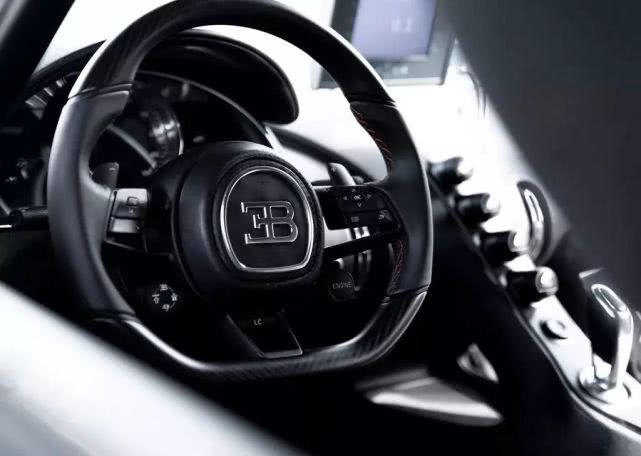 极速490公里,超跑490公里续航