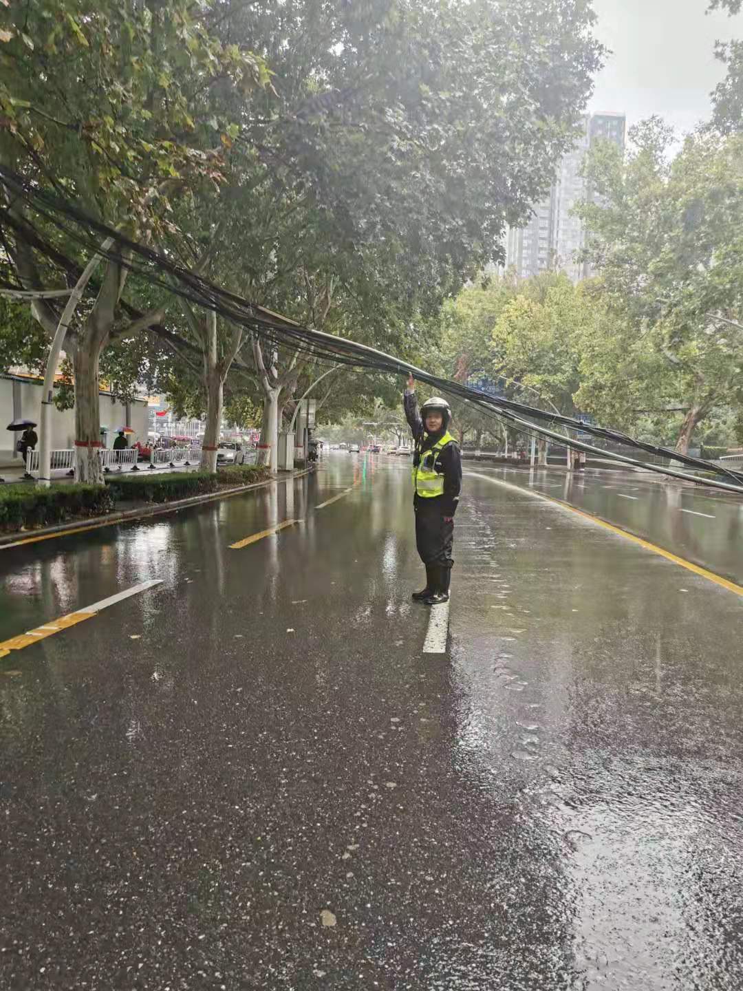 国庆节的坚守,国庆节坚守的视频