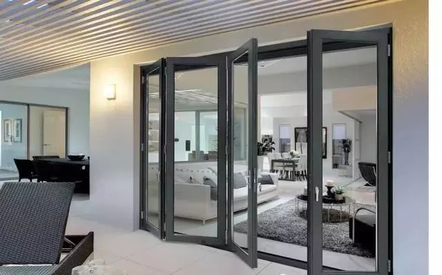 铝合金门窗安装前怎么检查材料,安装铝合金门窗前窗框处理