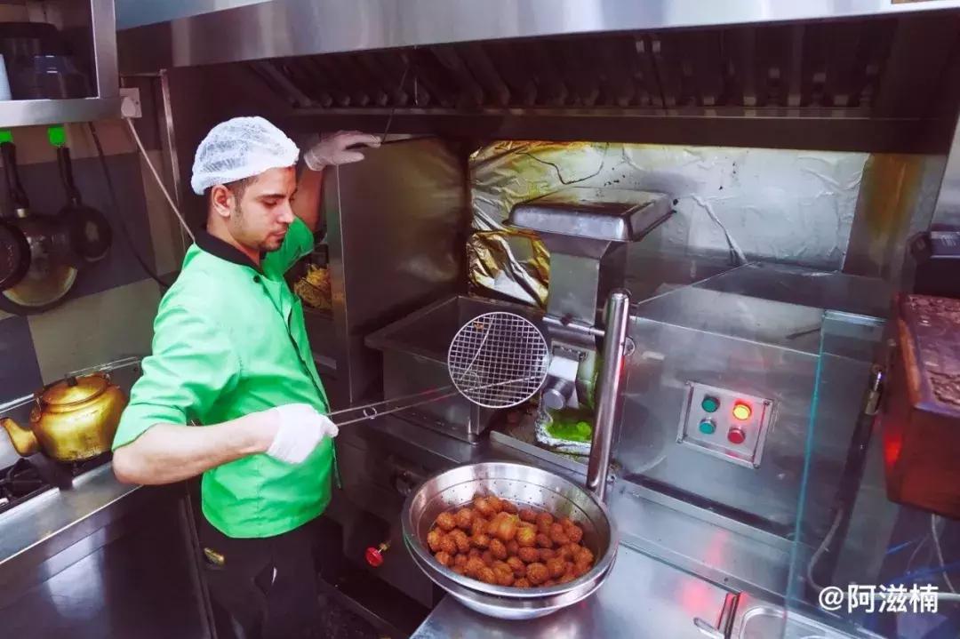 沙漠里的奇迹城,沙漠中的奇迹之城