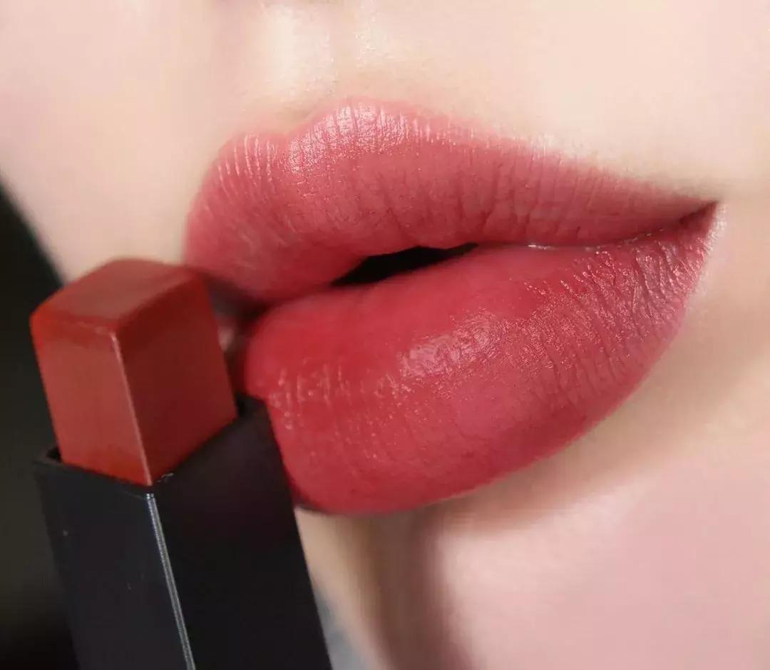 必入的六款口红第一个就美到窒息,今春必入的7支口红太好看了