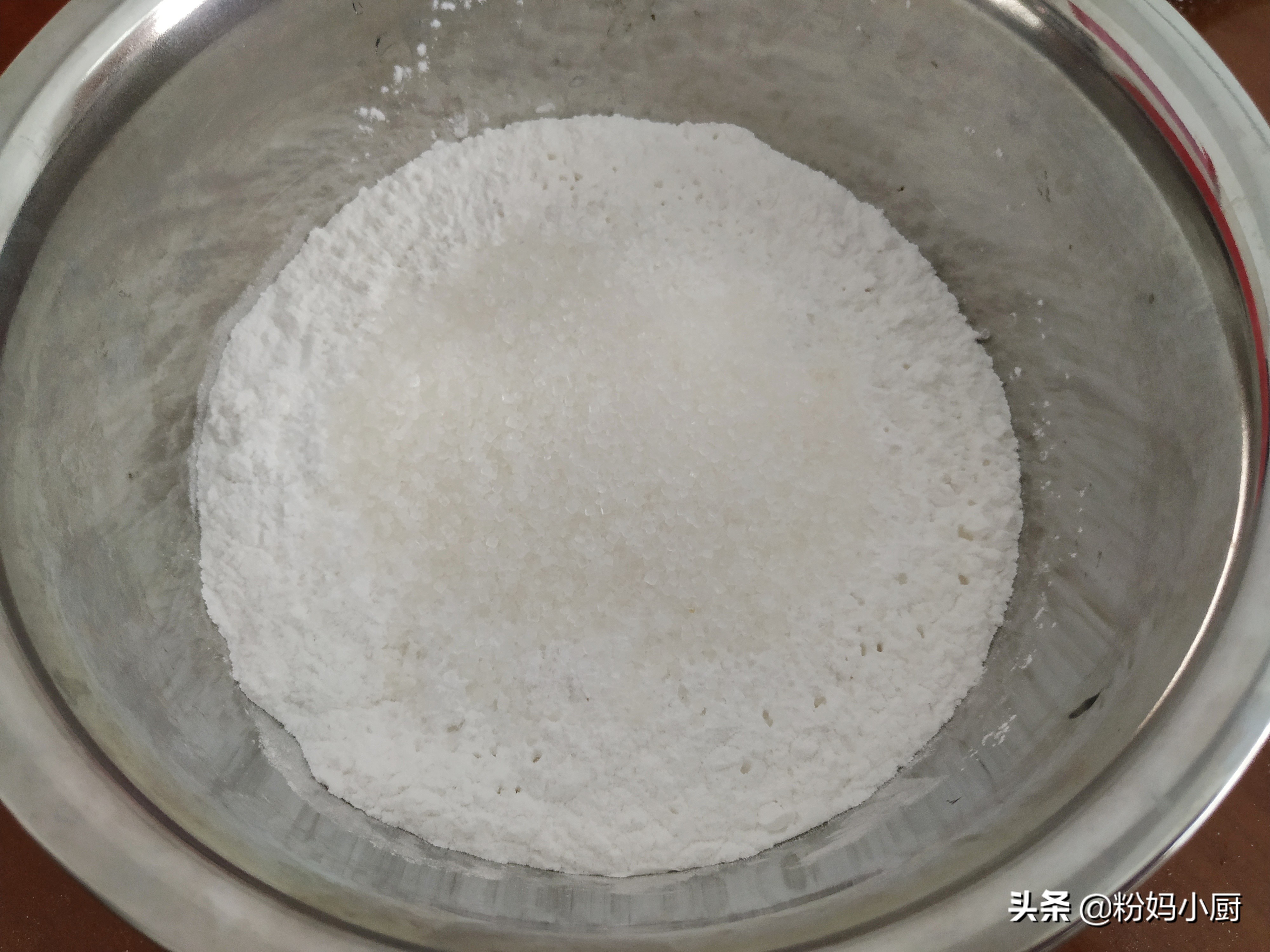 糯米粉和粘米粉蒸米糕,粘米粉和水磨糯米粉蒸红豆