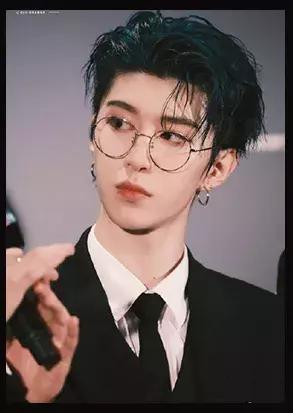 染什么颜色显白百搭又好看不退黄,染什么发色显白不用漂的配方