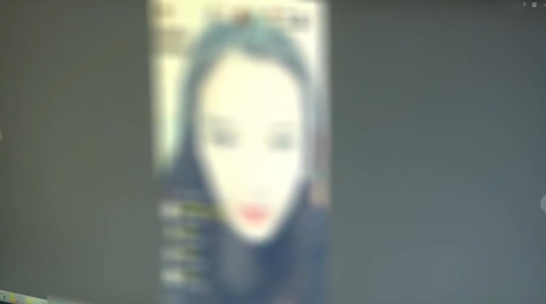 女主播性感着装“大秀”靠此表演4个月获利600余万……