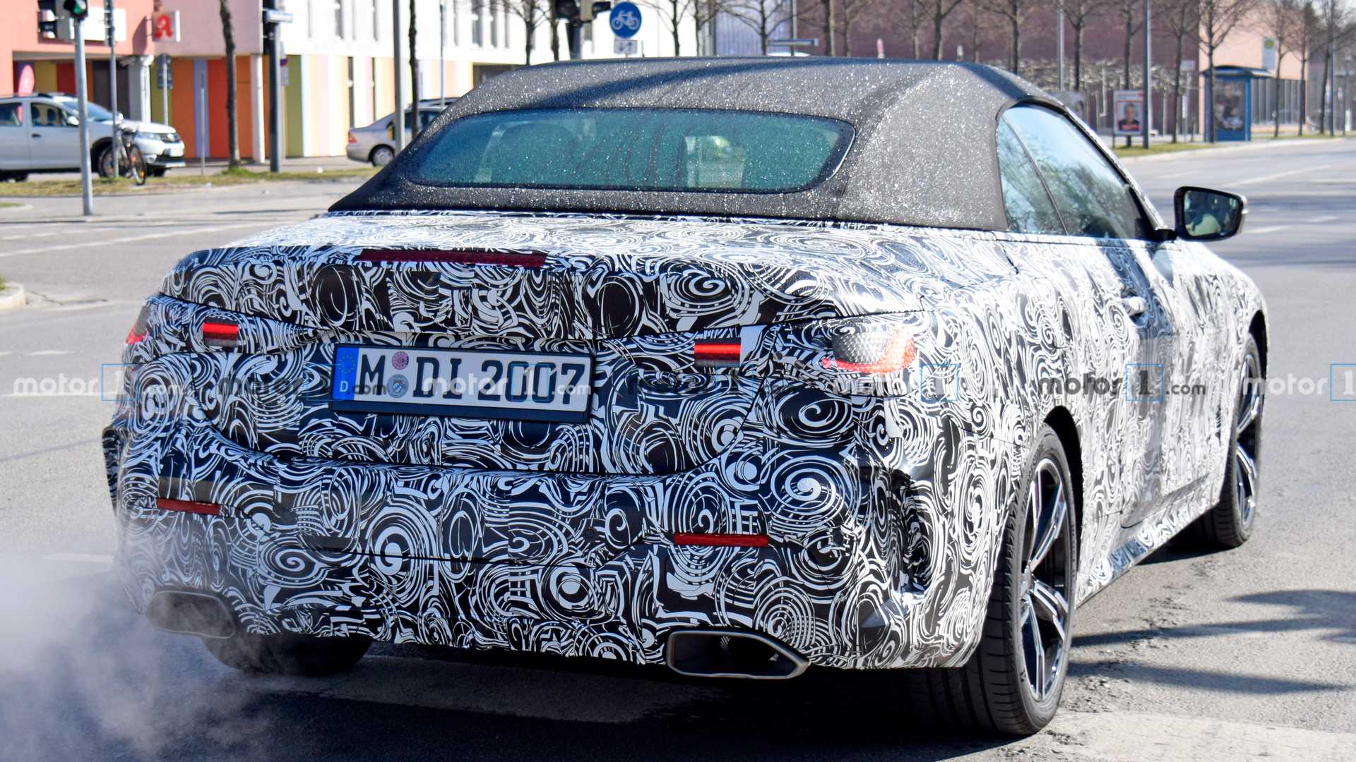 下一代宝马4系硬顶敞篷,宝马大鼻孔4系敞篷版硬顶