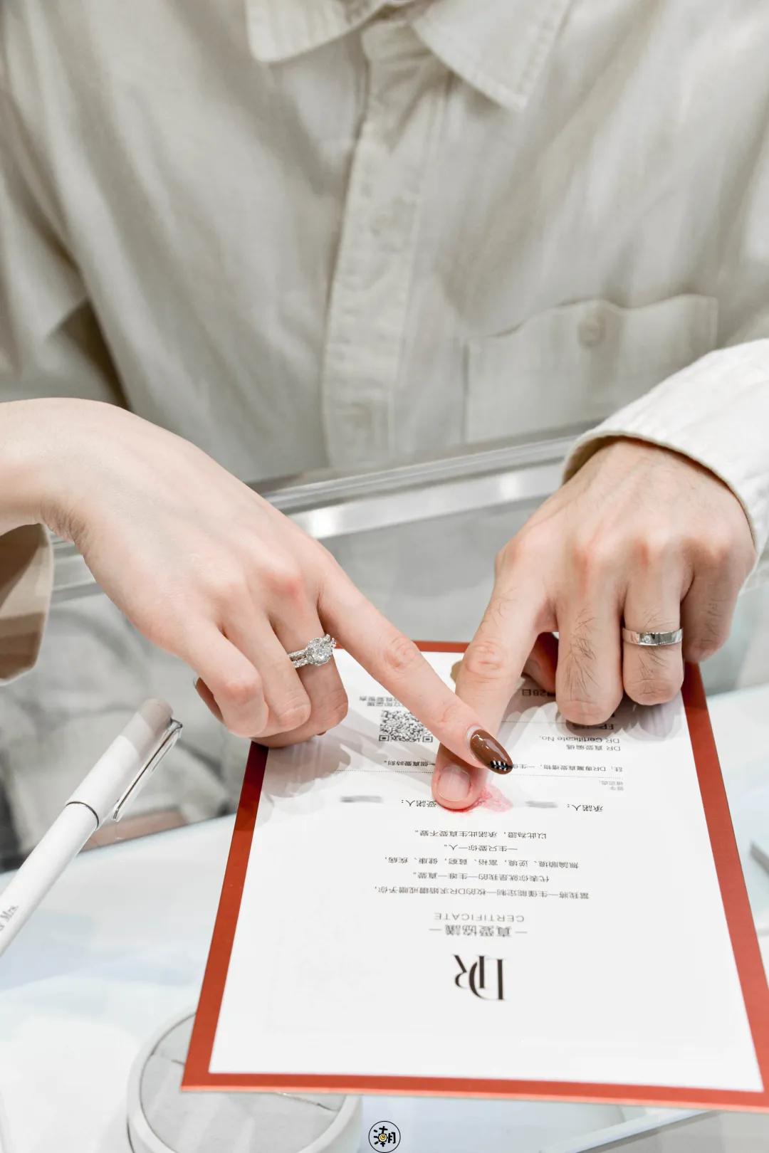 dr钻戒在哪里卖靠谱,郑州dr钻戒能当场买走吗