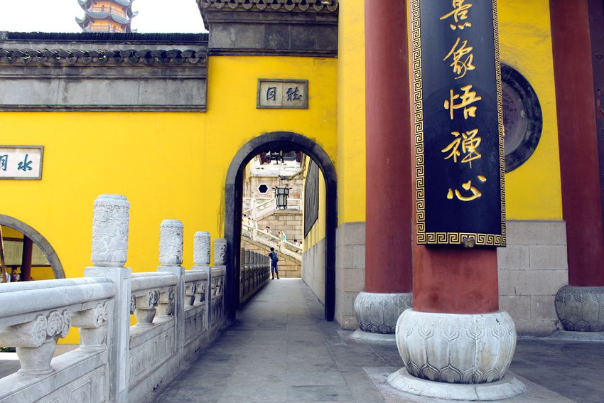 和尚读的经为什么听不懂,和尚为什么总是能静下心来