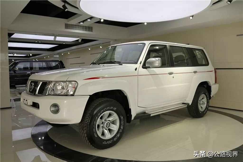 途乐y61和丰田lc79谁更厉害些,丰田lc76与途乐y61谁更强