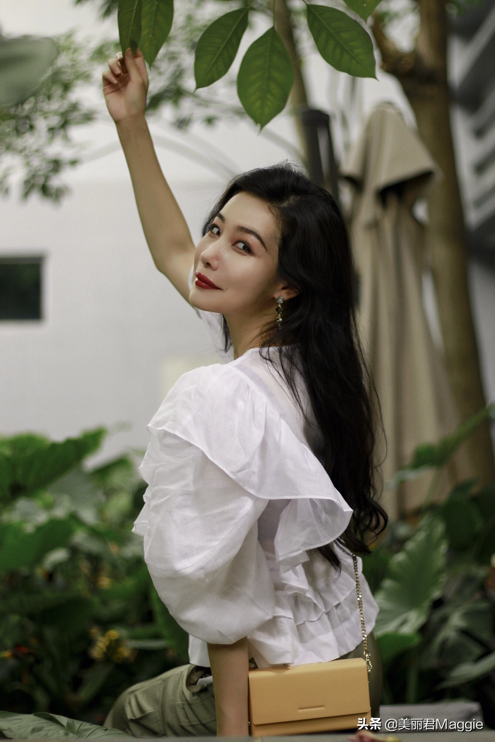 maggie缇庝附鐗╄绌胯。,maggie鐨勭編涓界墿璇皬绾功