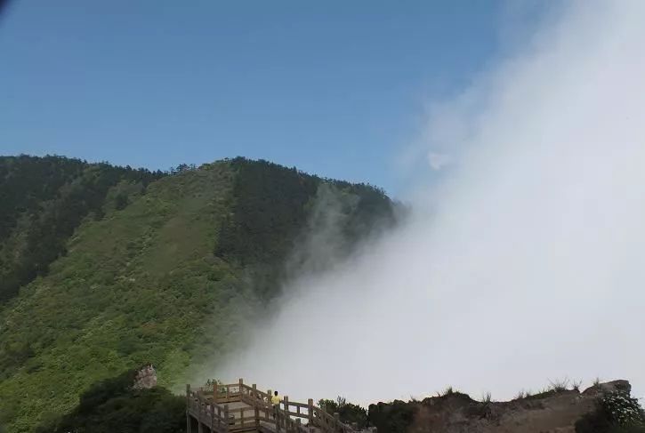 漫步成都街头的文案,漫步成都