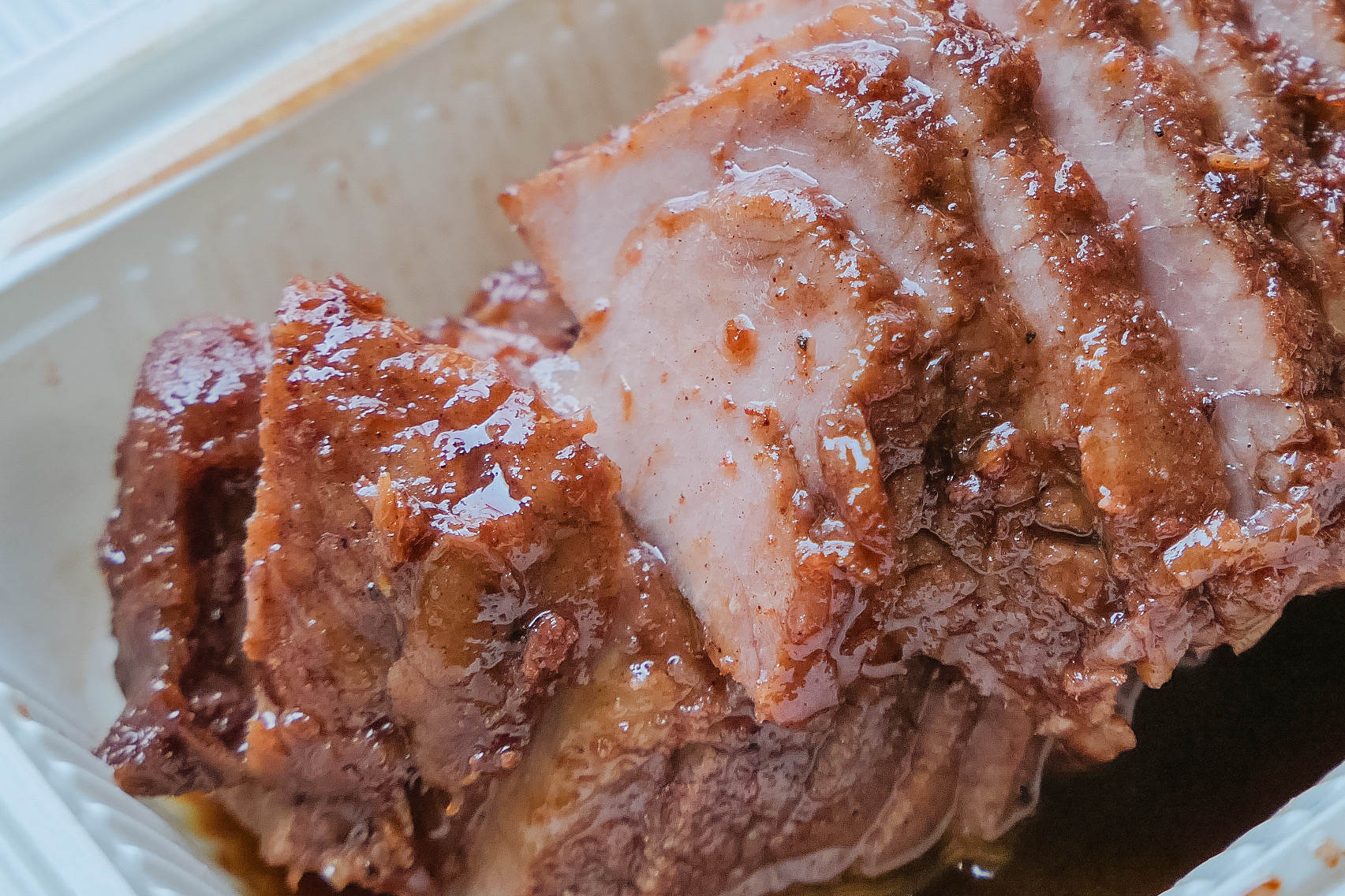 在天津，百十年来西餐一直和煎饼果子si“盟兄弟”？