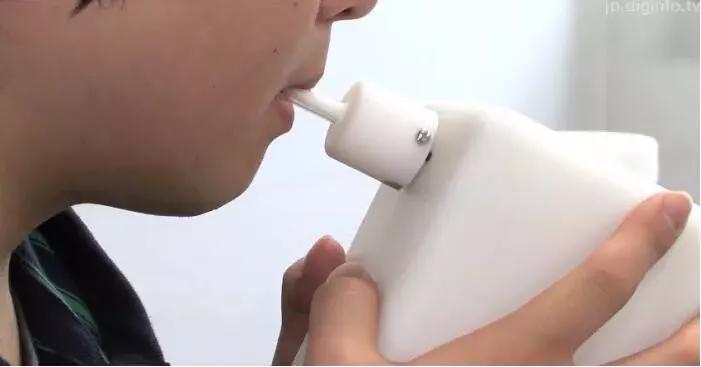 深度解析:如何在没有对象情况下练习接吻？