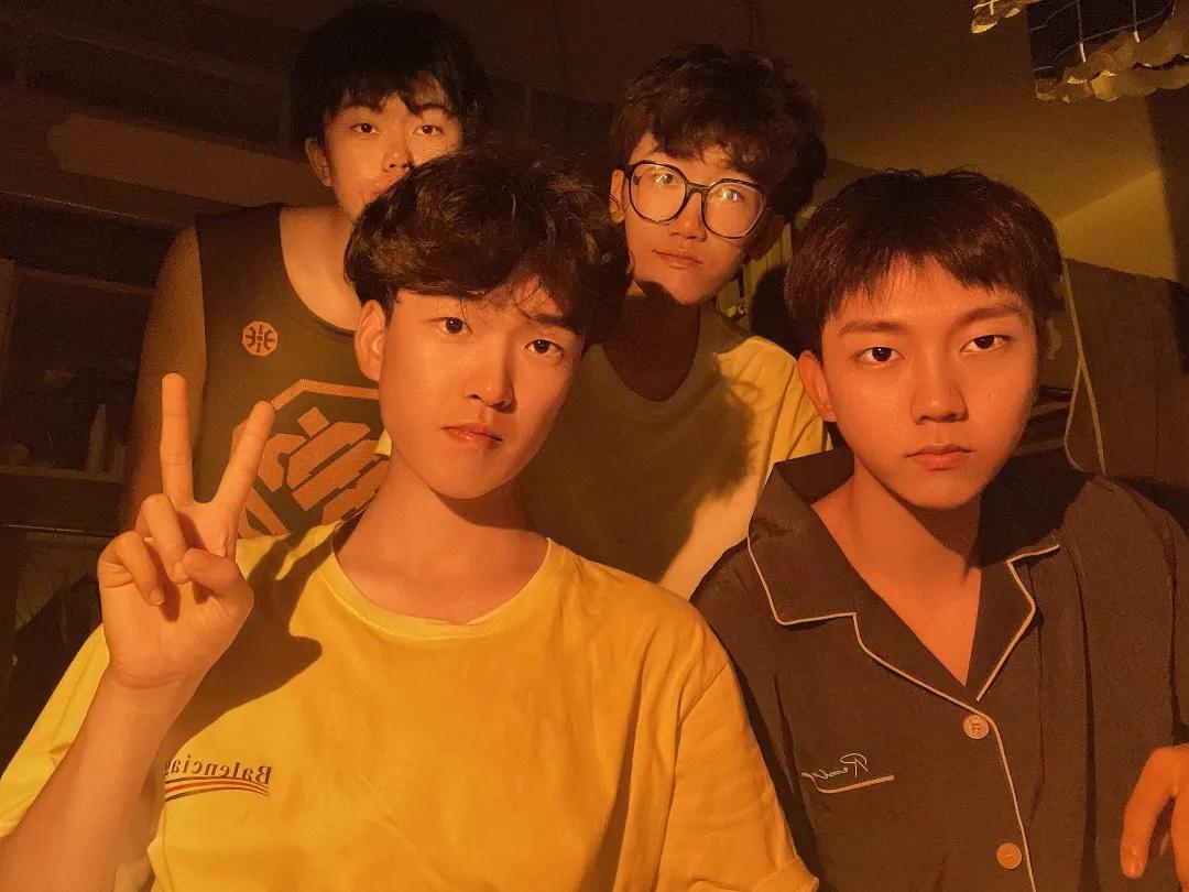 爸妈,我在学校挺好的!武昌理工学院大一新生的“回信”