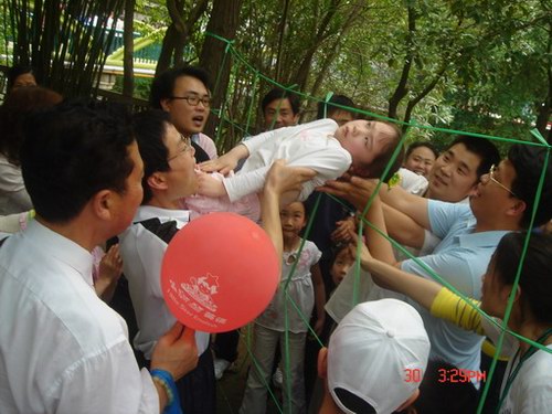 团队游戏室外拓展,公司团队拓展游戏大全