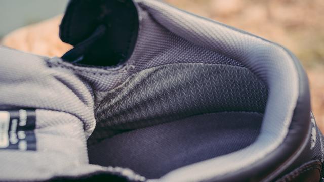 户外达人穿搭,战术靴冬季测评