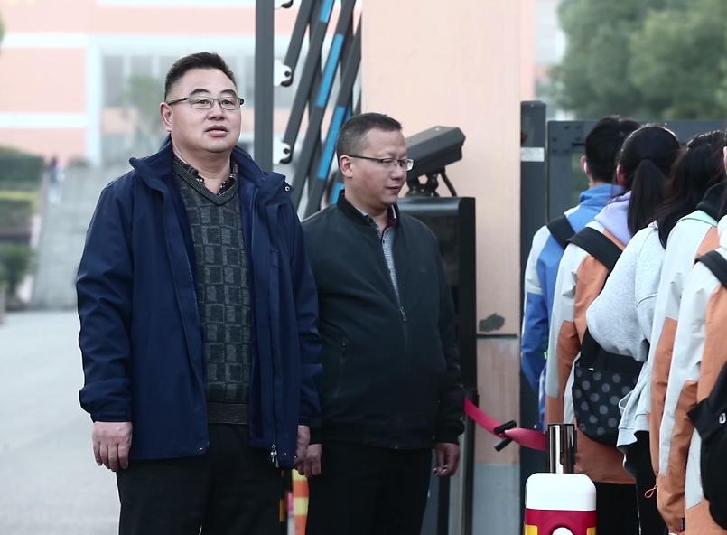 钱厚林：自强不息若水梦矢志不渝教育情