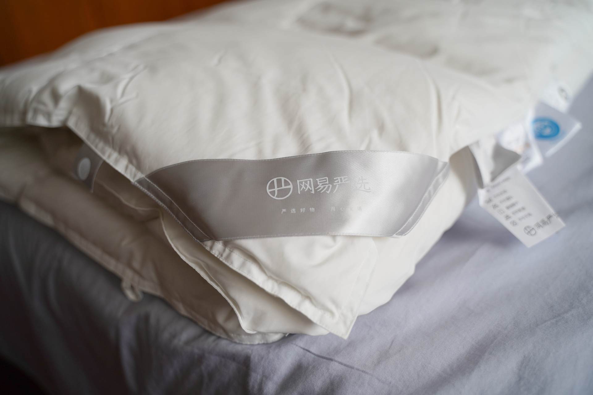 网易严选白鹅绒评测,网易严选95%鹅绒被经典款