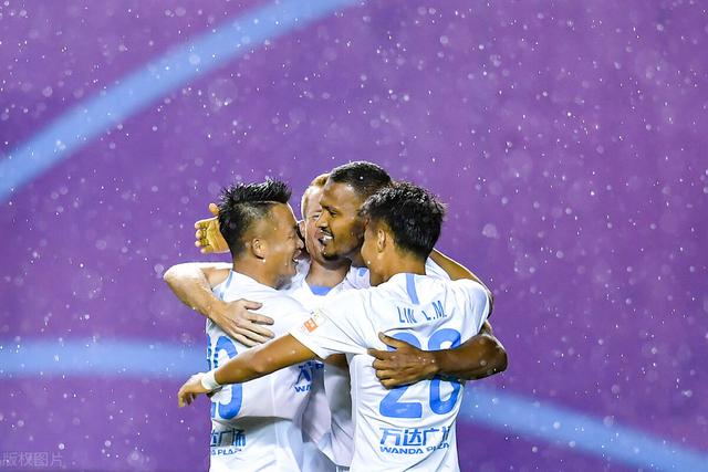 贝尼特斯对大连人的评价,贝尼特斯评大连一方