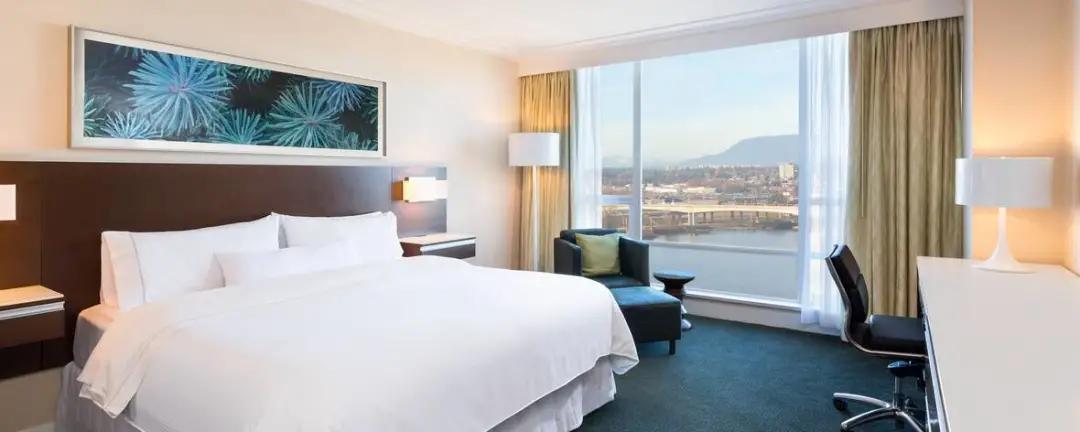 温哥华入境隔离酒店,在加拿大隔离酒店收费吗