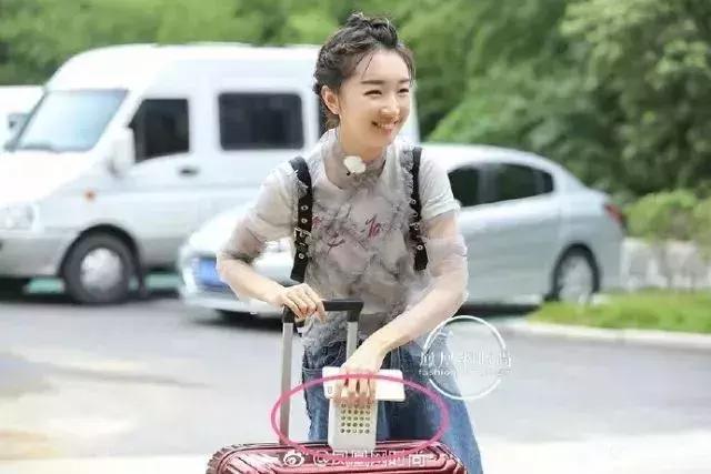 林允为闺蜜辟谣反被群嘲,林允被人疯狂吐槽