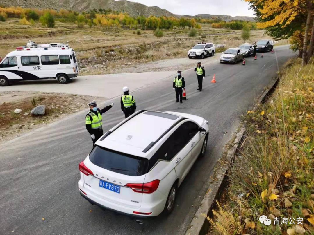 祝福祖国守护百姓健康,祝福祖国繁荣昌盛我在岗