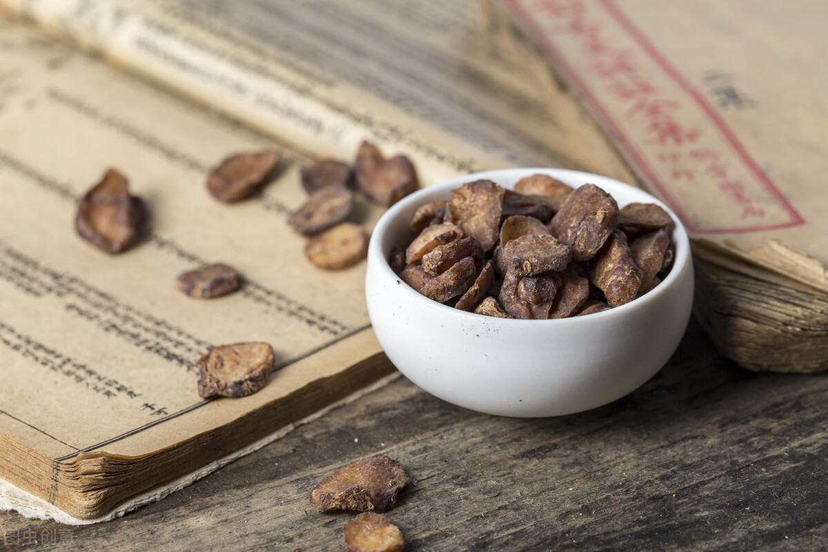 总觉得嗓子有痰咳不出咽不下,肺结节喝什么茶化痰清肺效果最好