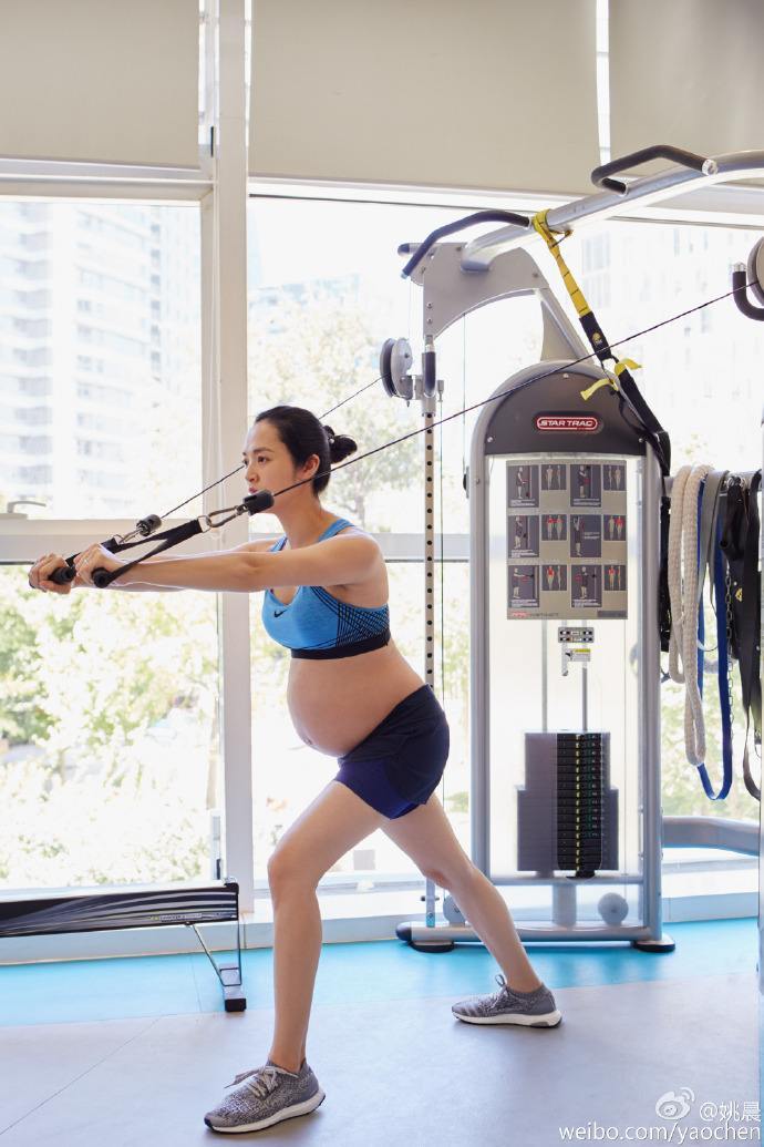 孕早期的孕妈妈穿什么图文,孕妈妈夏天都怎么穿的孕晚期