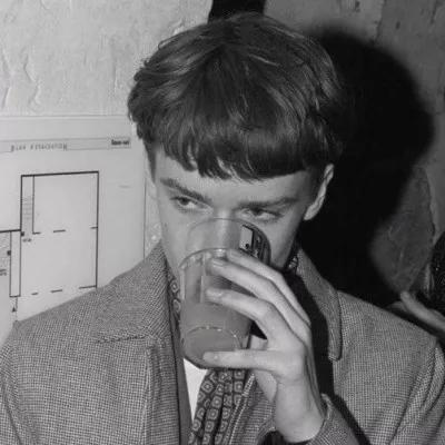 欧美头像ins高级小孩,欧美大叔成熟有魅力头像