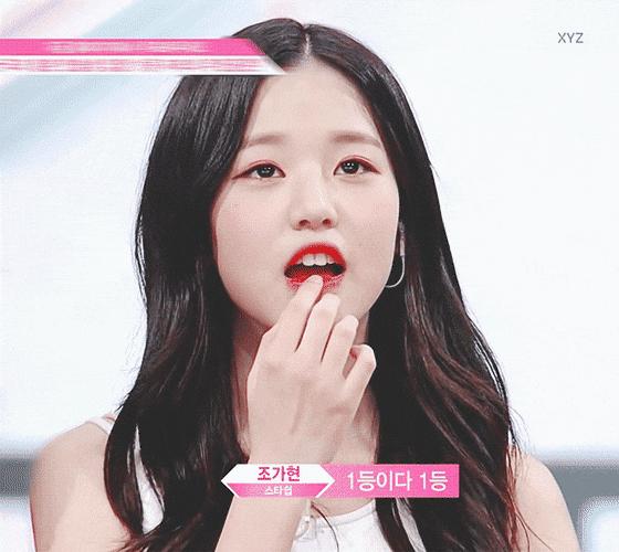 南韩“纯欲天花板”！16岁の新晋腿精！这个妹妹绝了