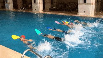 一周岁宝宝可以做哪些运动,宝宝4个月要做哪些运动